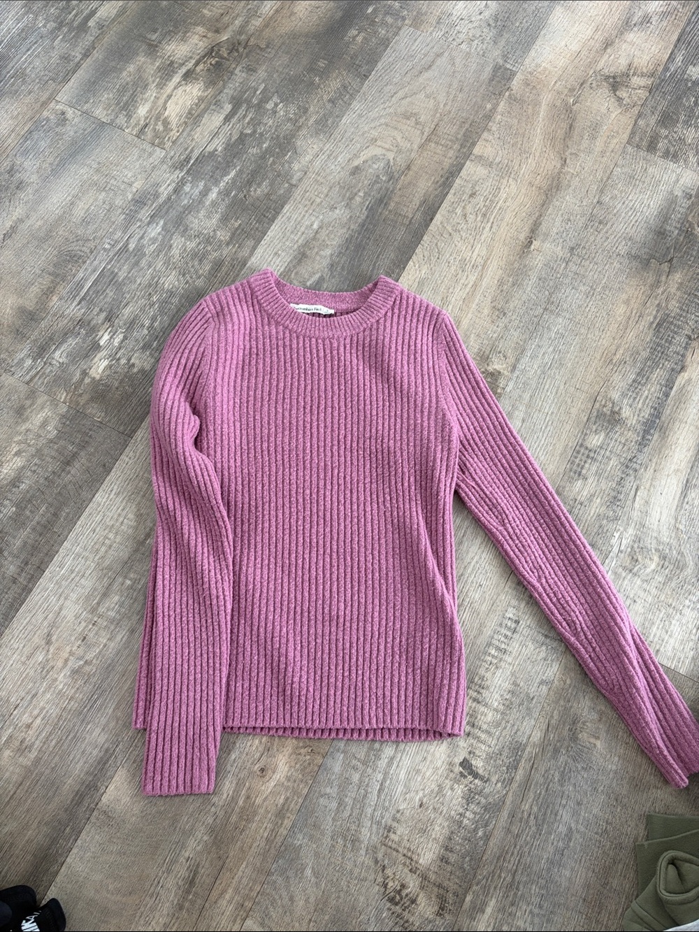 Abercrombie & Fitch Ribbed Mauve Crewneck Sweater